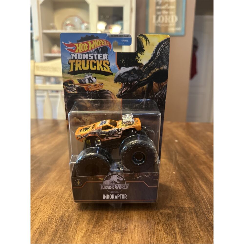 HOT WHEELS MONSTER TRUCKS JURASSIC WORLD DOMINION INDORAPTOR 1:64 SCALE NEW